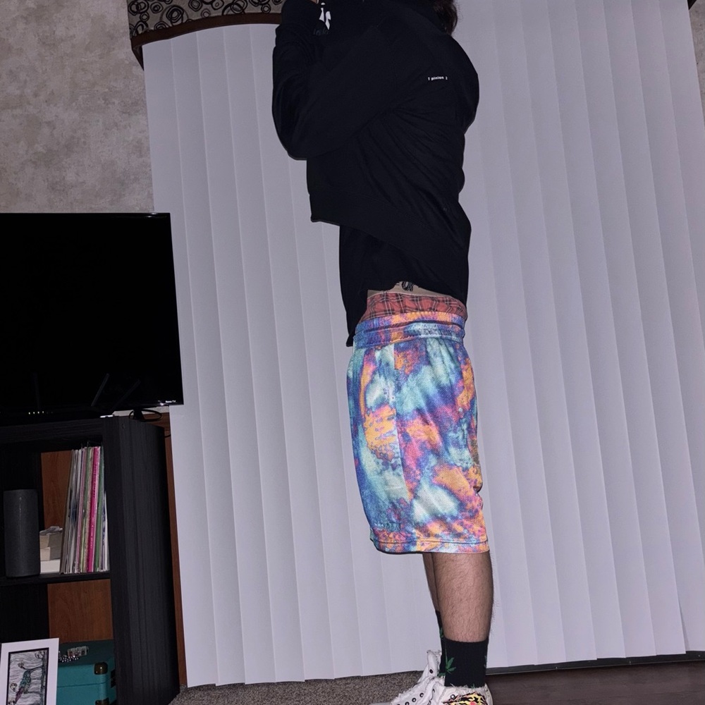 Adidas Mens Multicolor Galaxy Mesh Shorts XL — Y2K Streetwear Preppy Oversized